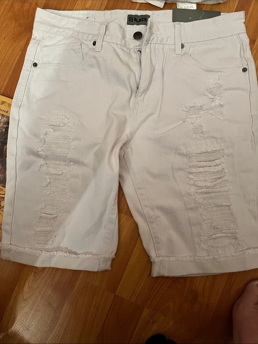 CJ BLACK White Distressed Denim Men’s Jean Shorts NWT Size 32"